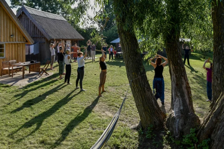 Pajūrio Tao Meilės stovykla, stovyklos, moterims, moteris, pajūris, tao, dao, mantak chia 2025m. planuojamos net dvi pajūrio stovyklos: liepos 10-13d. ir rugpjūčio 7-10d. - pasirinkite jums patogesnę datą. Stovyklos vyksta nuo ketvirtadienio iki sekmadienio.